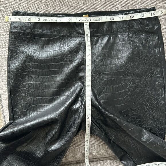 Max Studio Black Faux Leather Croc Embossed Print Skinny Pants Women’s Size M - Picture 7 of 13